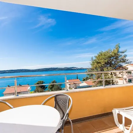 Labadusa Apartamento Trogir
